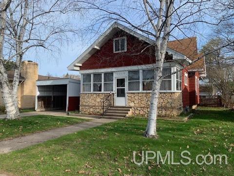 1712 Montana, Gladstone, MI 49837