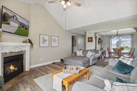 1874 Arrowhead Ln, Owosso, MI 48867 photo 13