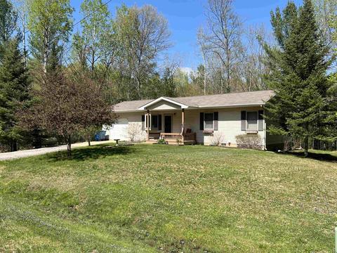 3752 Whispering Pnes, Gladwin, MI 48624 photo 2