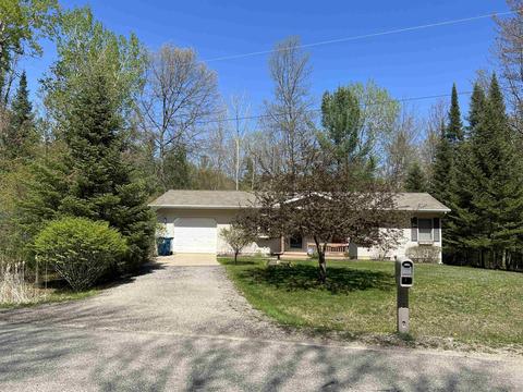 3752 Whispering Pnes, Gladwin, MI 48624 photo 3