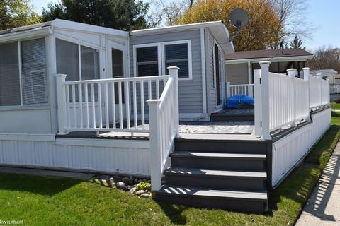 164 Shoreline Dr E, Port Sanilac, MI 48469