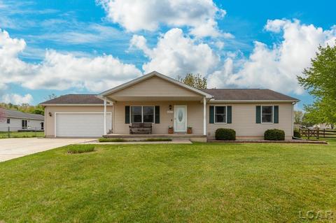 1837 Redwood Cir, Adrian, MI 49221