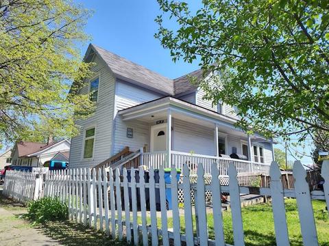 1408 14th St, Bay City, MI 48708