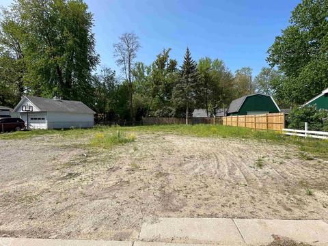 353 Sherwood, Algonac, MI 48001