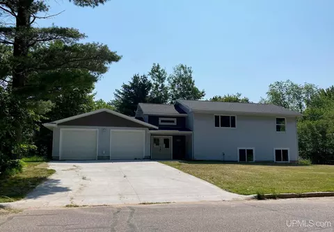 212 Judy, Marquette, MI 49855