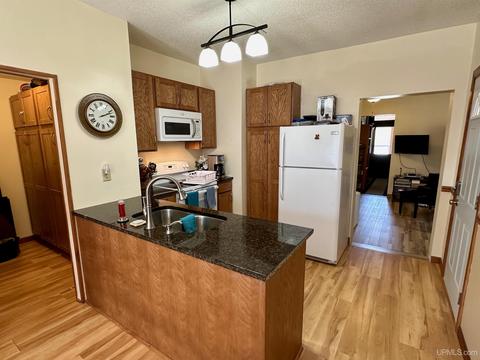 109 Bancroft, Ishpeming, MI 49849 photo 4