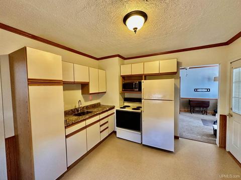 109 Bancroft, Ishpeming, MI 49849 photo 18