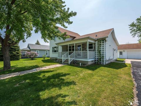 204 Adams St, Dundee, MI 48131
