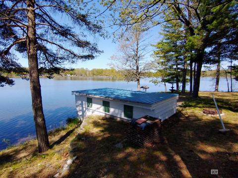 4978 Hayes Rd, Harrison, MI 48625 photo 9