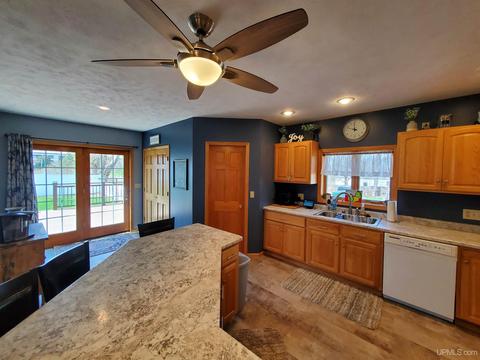 319 E Broad St, L'anse, MI 49946 photo 4