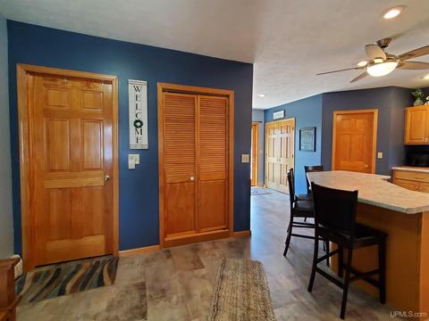 319 E Broad St, L'anse, MI 49946 photo 7
