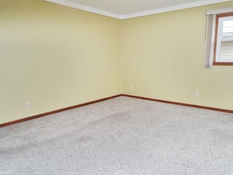23405 Harrellson, Macomb, MI 48042 photo 5