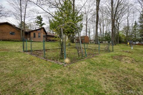 919 E St, Iron Mountain, MI 49801 photo 42
