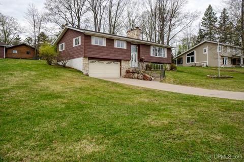 919 E St, Iron Mountain, MI 49801 photo 6