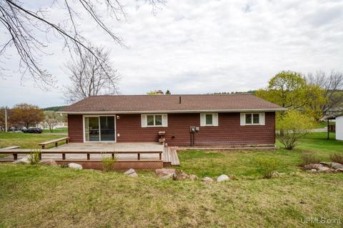 919 E St, Iron Mountain, MI 49801 photo 38