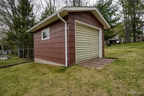 919 E St, Iron Mountain, MI 49801 photo 43