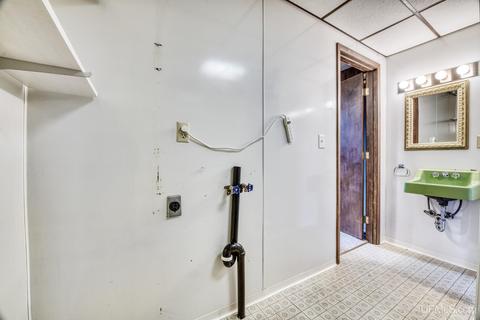 919 E St, Iron Mountain, MI 49801 photo 31