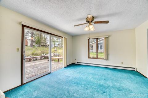 919 E St, Iron Mountain, MI 49801 photo 16