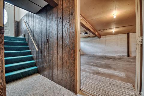 919 E St, Iron Mountain, MI 49801 photo 33