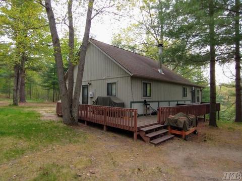 1340 Birch Ridge Rd, Gladwin, MI 48624 photo 5