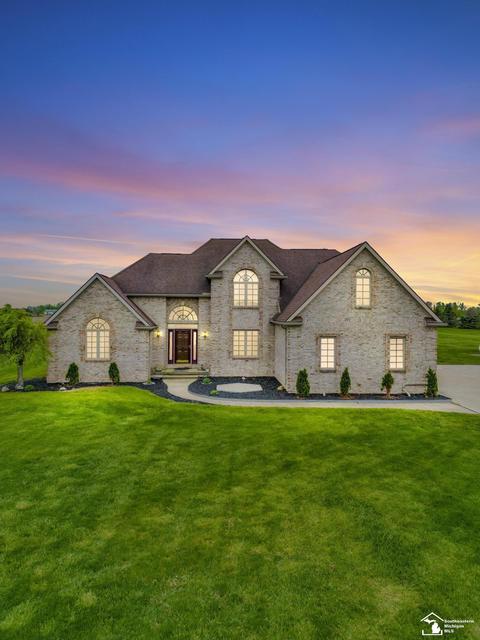8601 Seegert, Riga, MI 49276