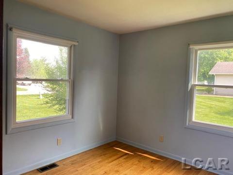 1318 Cherry Dr, Adrian, MI 49221 photo 9