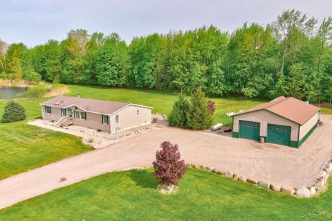 18890 Lakefield Rd, Merrill, MI 48637