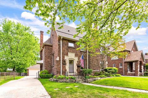 1228 Bedford Rd, Grosse Pointe Park, MI 48230