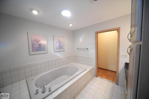 48696 Elmhurst, Macomb, MI 48044 photo 23