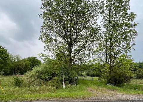 5622 N Water, Sanford, MI 48657