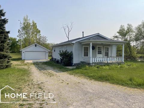 1100 Grover, Owosso, MI 48867