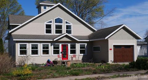 420 Cedar, Marquette, MI 49855