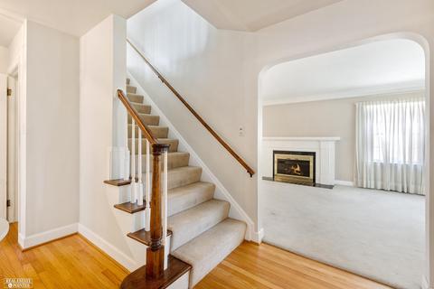 897 Washington, Grosse Pointe, MI 48230 photo 4