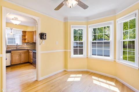 897 Washington, Grosse Pointe, MI 48230 photo 10