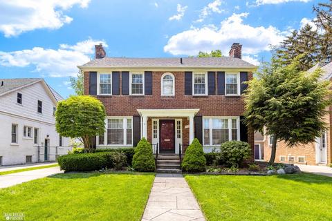 897 Washington, Grosse Pointe, MI 48230 photo 2