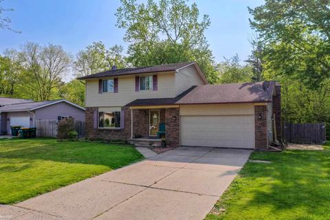 619 Fairfield Dr, Flushing, MI 48433 photo 3