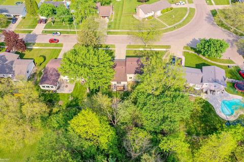 619 Fairfield Dr, Flushing, MI 48433 photo 12
