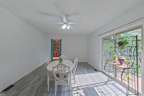 619 Fairfield Dr, Flushing, MI 48433 photo 35