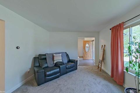 619 Fairfield Dr, Flushing, MI 48433 photo 20