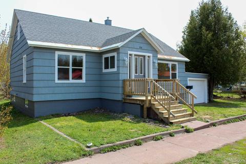 416 Iroquois St, Laurium, MI 49913