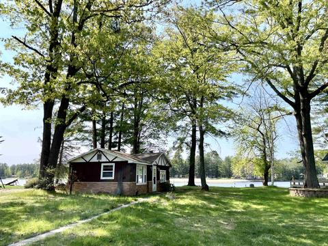 3261 Lakeshore Dr, Gladwin, MI 48624 photo 7