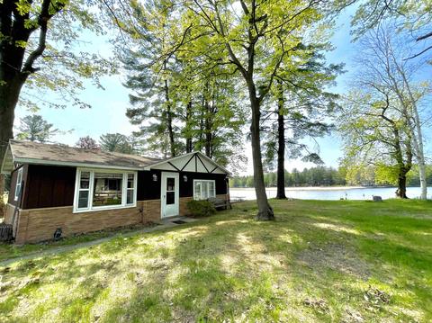 3261 Lakeshore Dr, Gladwin, MI 48624 photo 38