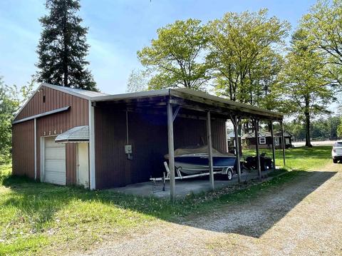 3261 Lakeshore Dr, Gladwin, MI 48624 photo 44