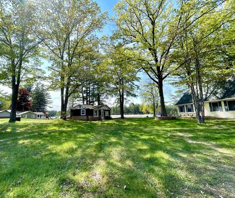 3261 Lakeshore Dr, Gladwin, MI 48624 photo 49
