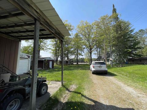 3261 Lakeshore Dr, Gladwin, MI 48624 photo 46