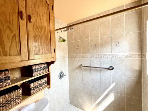 3261 Lakeshore Dr, Gladwin, MI 48624 photo 27