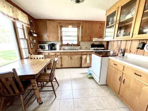 3261 Lakeshore Dr, Gladwin, MI 48624 photo 17