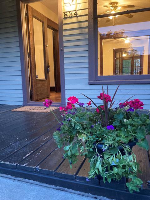 834 E Comstock St, Owosso, MI 48867 photo 3