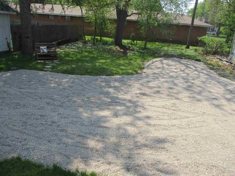 834 E Comstock St, Owosso, MI 48867 photo 28