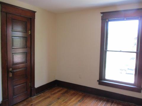 834 E Comstock St, Owosso, MI 48867 photo 21